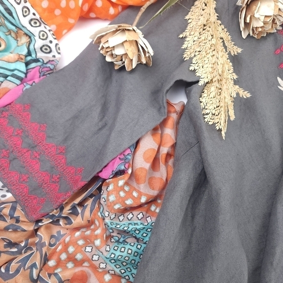 New Johnny Was Charcoal Camille Draped Embroidered Cream Red Cardigan Sz… - Picture 10 of 16